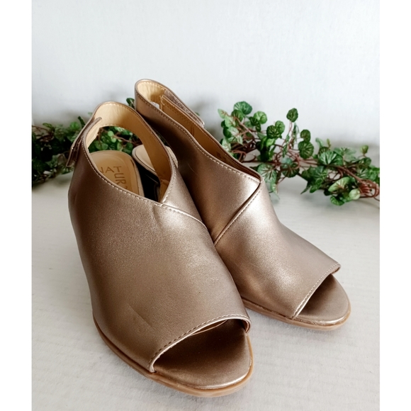 Preston sandal from Naturalizer - Picture 14 of 16